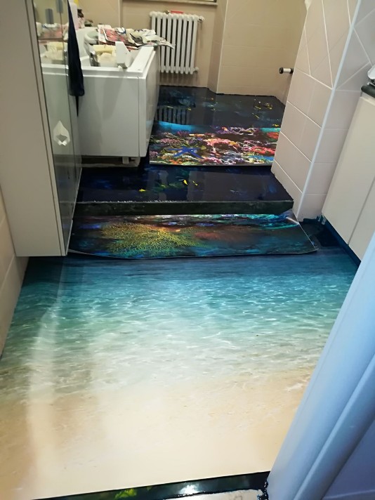 pavimento di un bagno in resina 3D