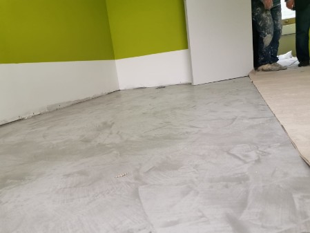 pavimento in resina spatolato pavimentazione in resina spatolata